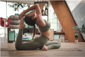 Ultimate Beginner's Guide to Yoga-min