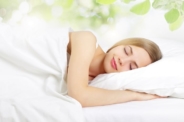 How Does a Platform Bed Support Natural Sleep?